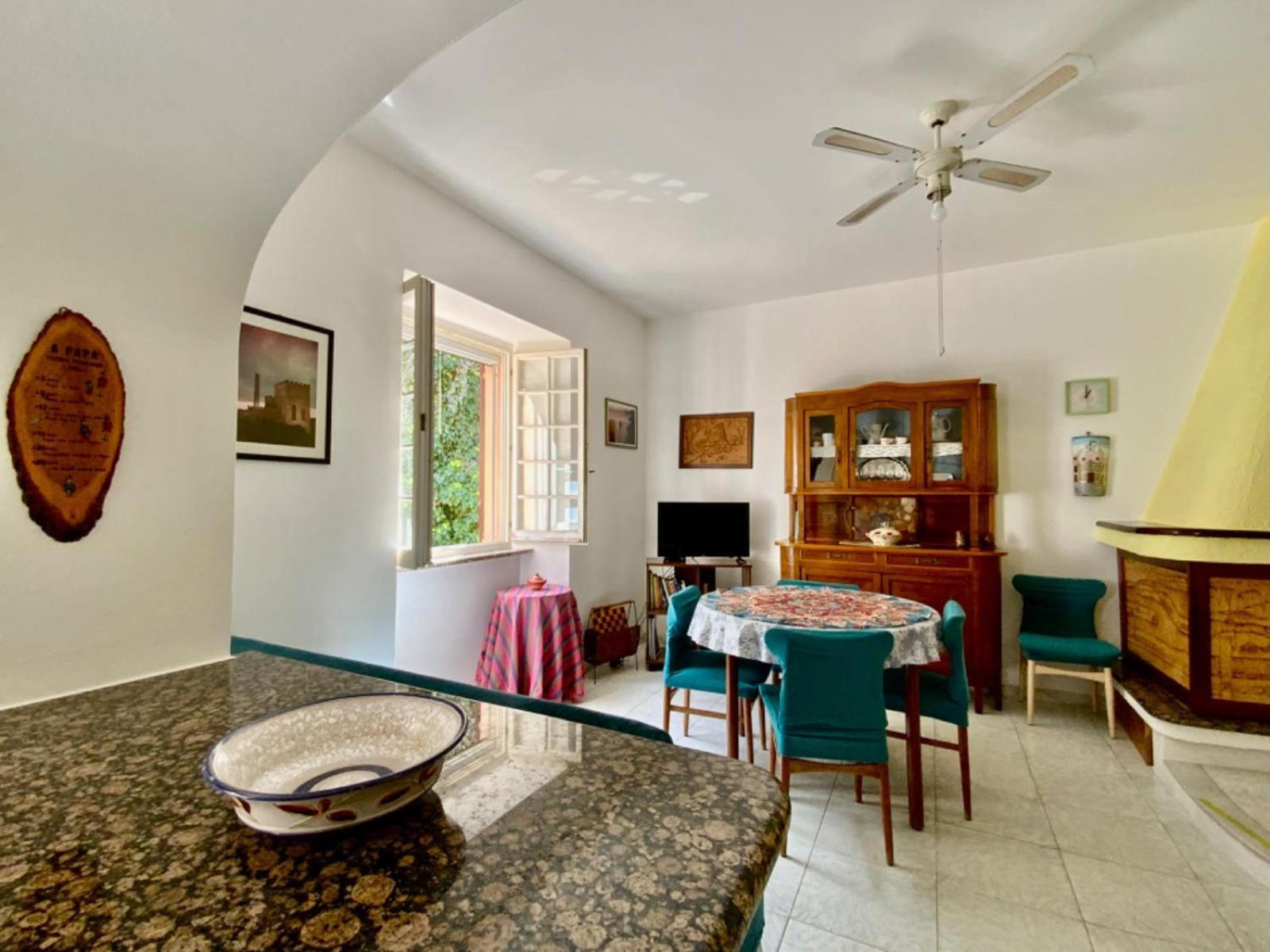 Aragonite Azzurra Casa Vacanza Gonnesa Luaran gambar